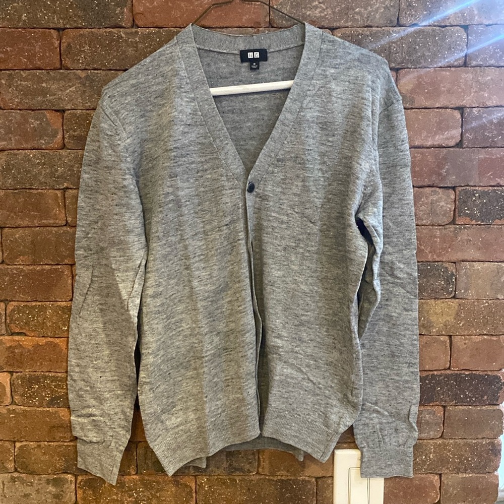 Uniqlo Grey Cardigan